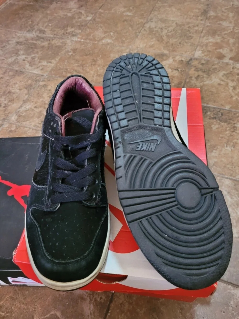 Nike Dunk Low 2007 Horse Pack Womens Size 6 Black Shoes